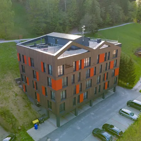 Vlčice 3*